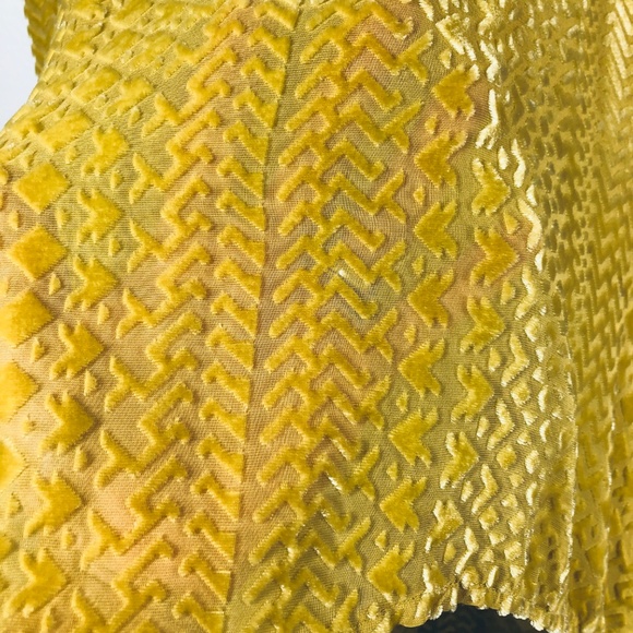 Blue Moon Yellow Puff Sleeve Blouse size XS - Picture 11 of 11